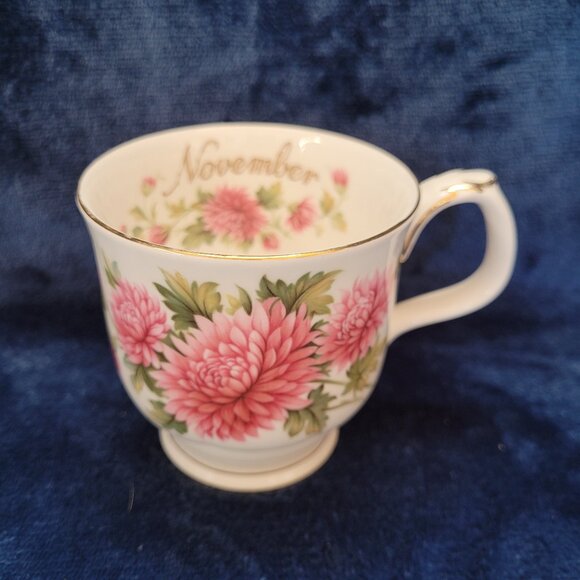 Royal Albert Flower of the Month Cup - Picture 1 of 4